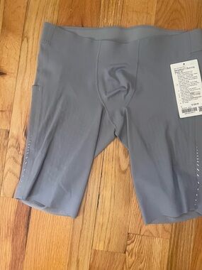 lululemon athletica Men's Athletic Compression Shorts in Gray